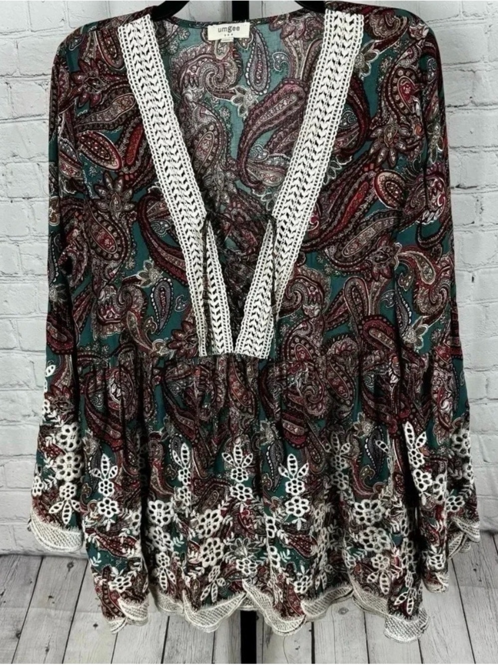 Umgee Teal Paisley Crochet-Trim V-Neck Tunic